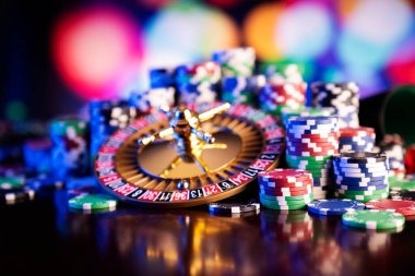yaotogel payment methods comparison showing DANA, OVO, GoPay, ShopeePay, LinkAja, QRIS, and bank transfer icons with confirmation timings